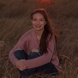 Meet your Posher, Alyssa